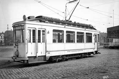 Damalige Straßenbahn der STOAG