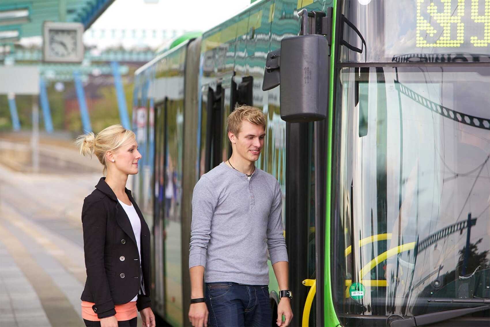 Einstiegssituation am Bus