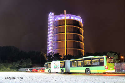 STOAG bus in front of the Oberhausen gasometer
